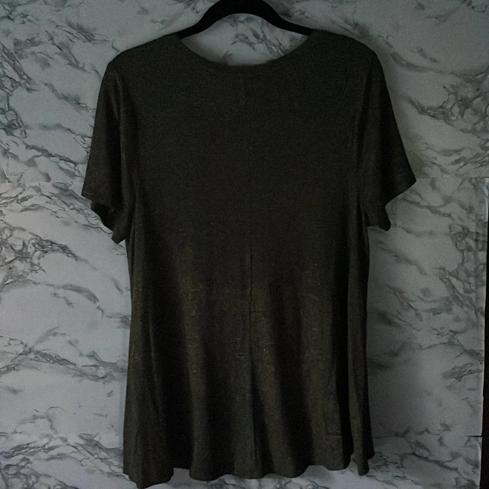Lane Bryant size 14/16 olive marled short sleeve knit top. - Picture 5 of 5